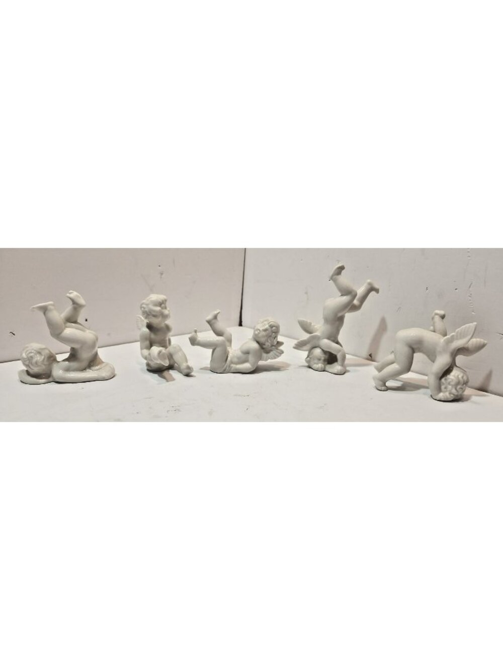 Vintage Fitz & Floyd White Porcelain Tumbling Angels Cherubs Set of 5 Japan